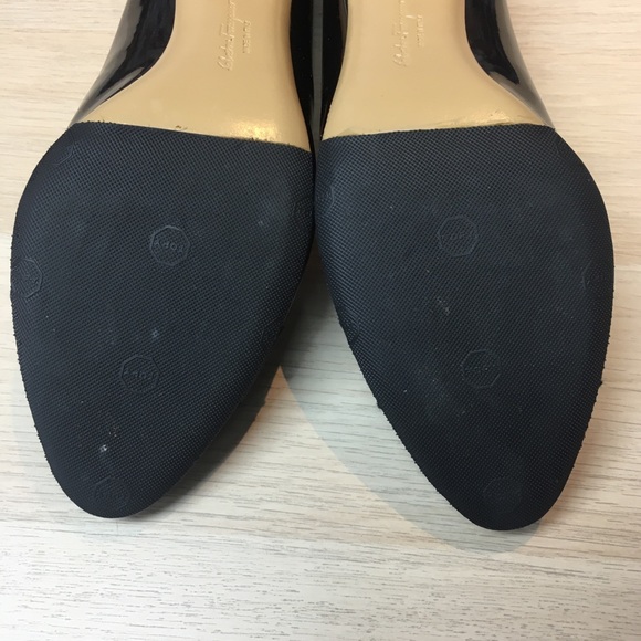 Ferragamo patent pumps - Picture 11 of 15